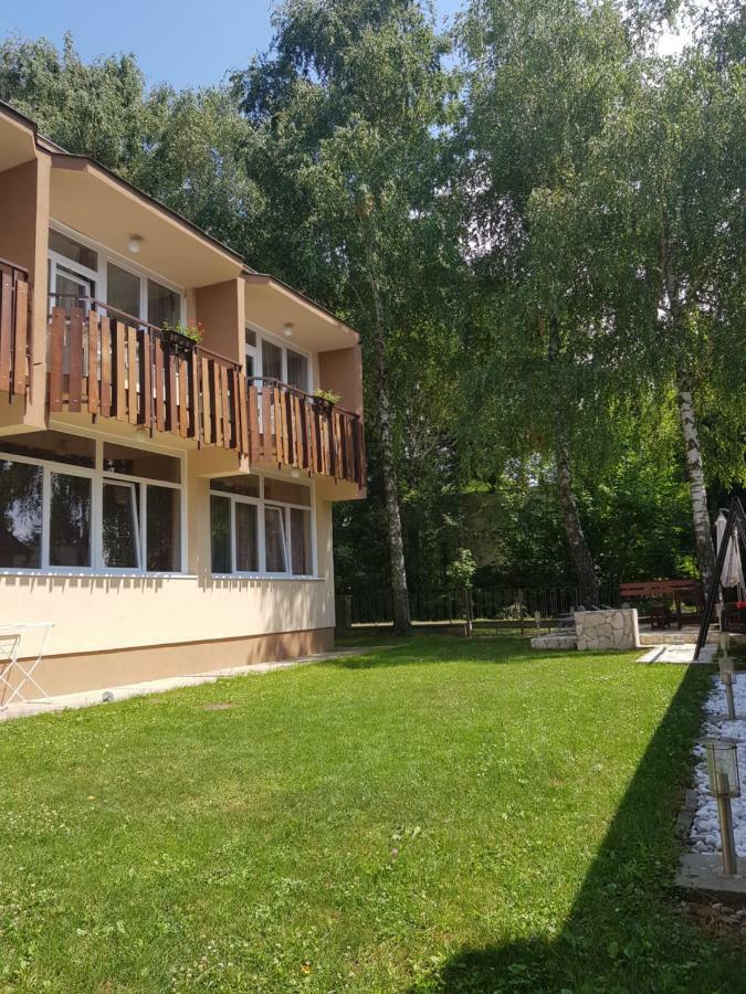 Balatonberény Bereny Panzio B&B 외부 사진